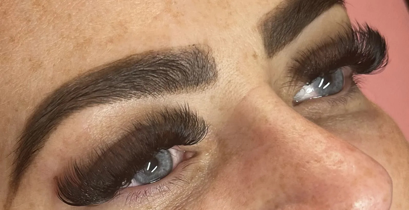 Russian volume lashes and bold, shaped brows